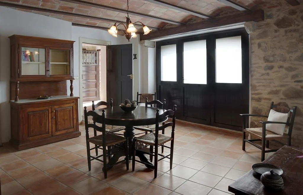 Vilars 10 Espolla Farm stay